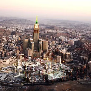 أجنحة رتاج فندق